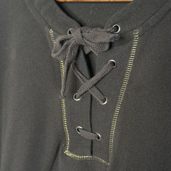 Soft Surroundings Black with Gold Stitching Crewneck Sweatshirt - Women’s US XS - Picture 5 of 7